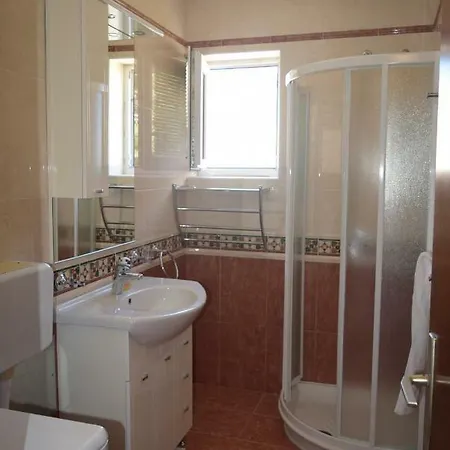 Apartment Bol *